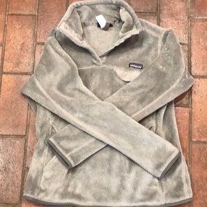Patagonia pullover—— LARGE